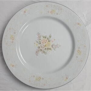 Crescent Fine China Jie Pai Dessert Plate Painted Golden Flowers and Accents